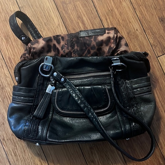 B Makowsky - Picture 1 of 5